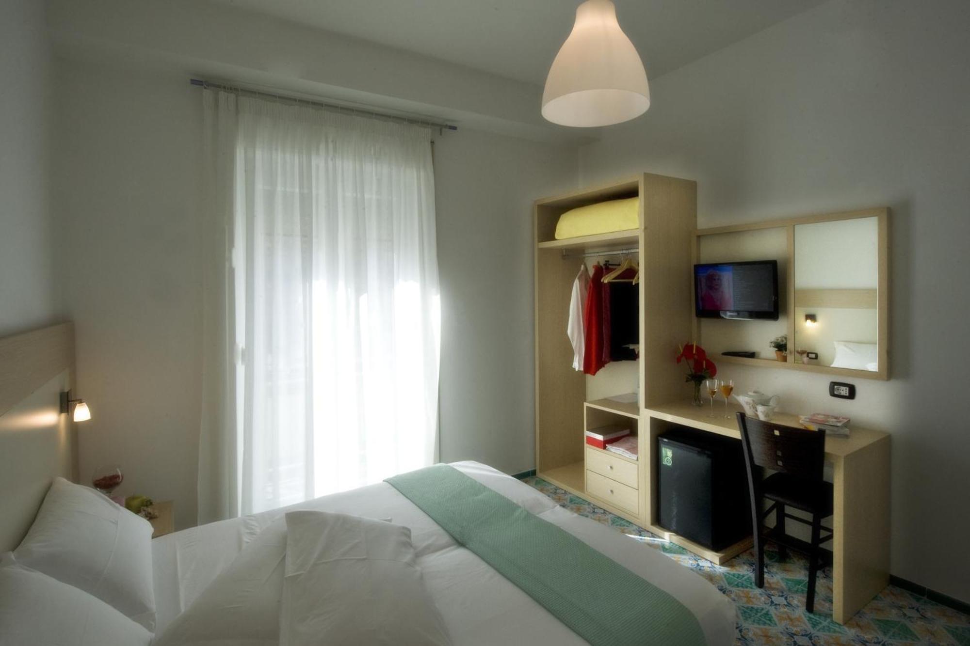 Hotel Torre Di Milo Maiori Εξωτερικό φωτογραφία