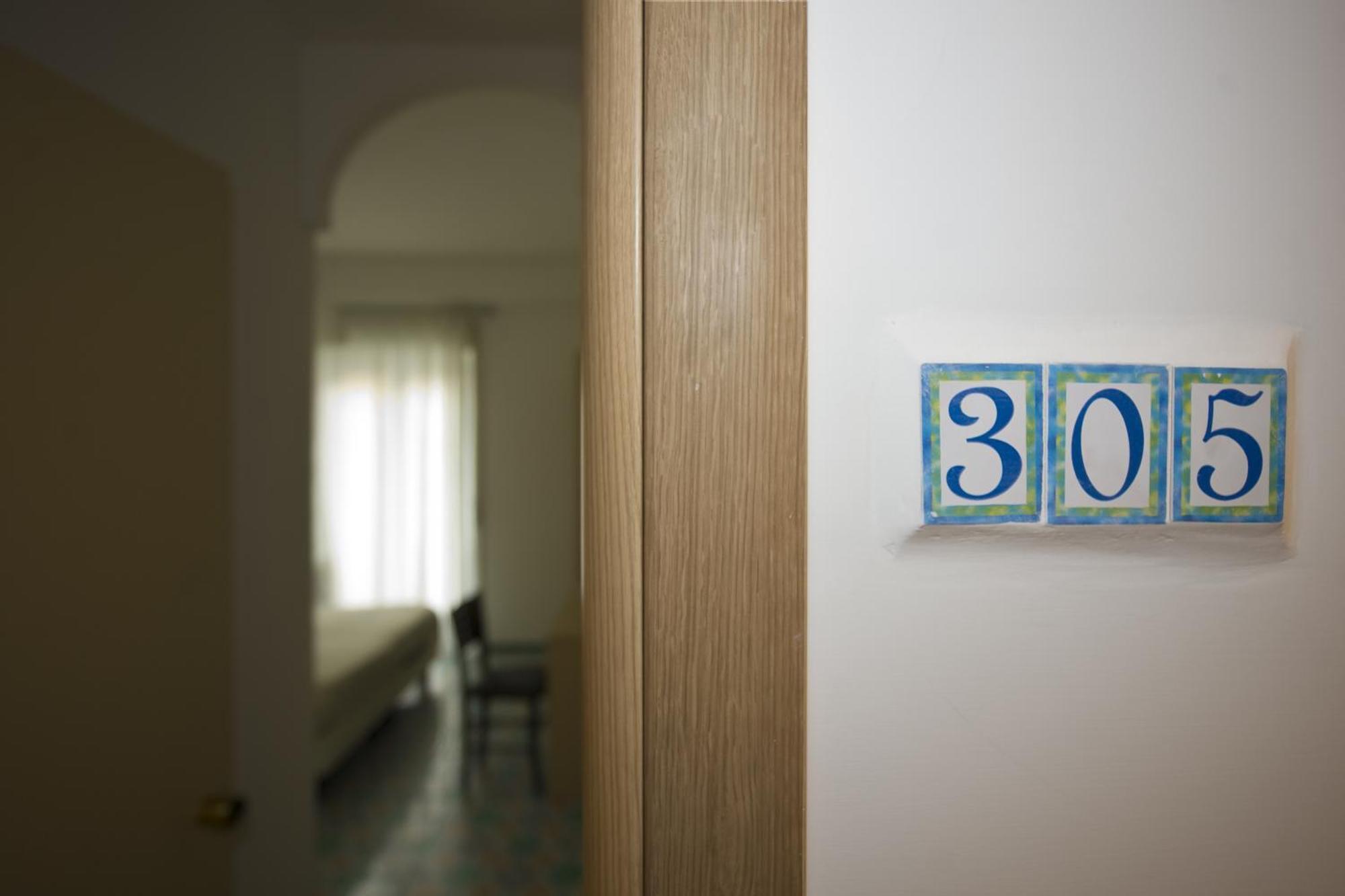Hotel Torre Di Milo Maiori Εξωτερικό φωτογραφία