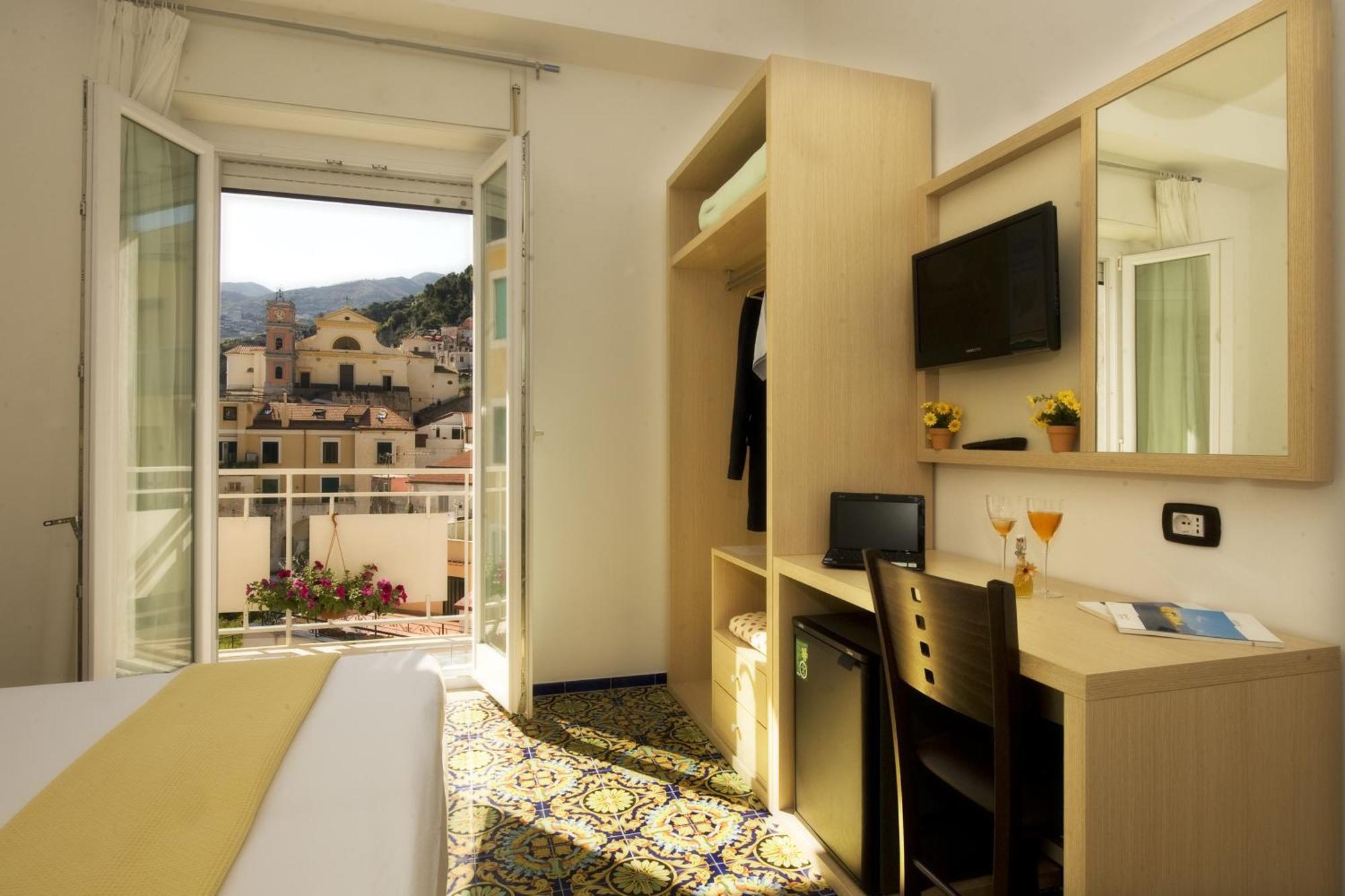 Hotel Torre Di Milo Maiori Εξωτερικό φωτογραφία